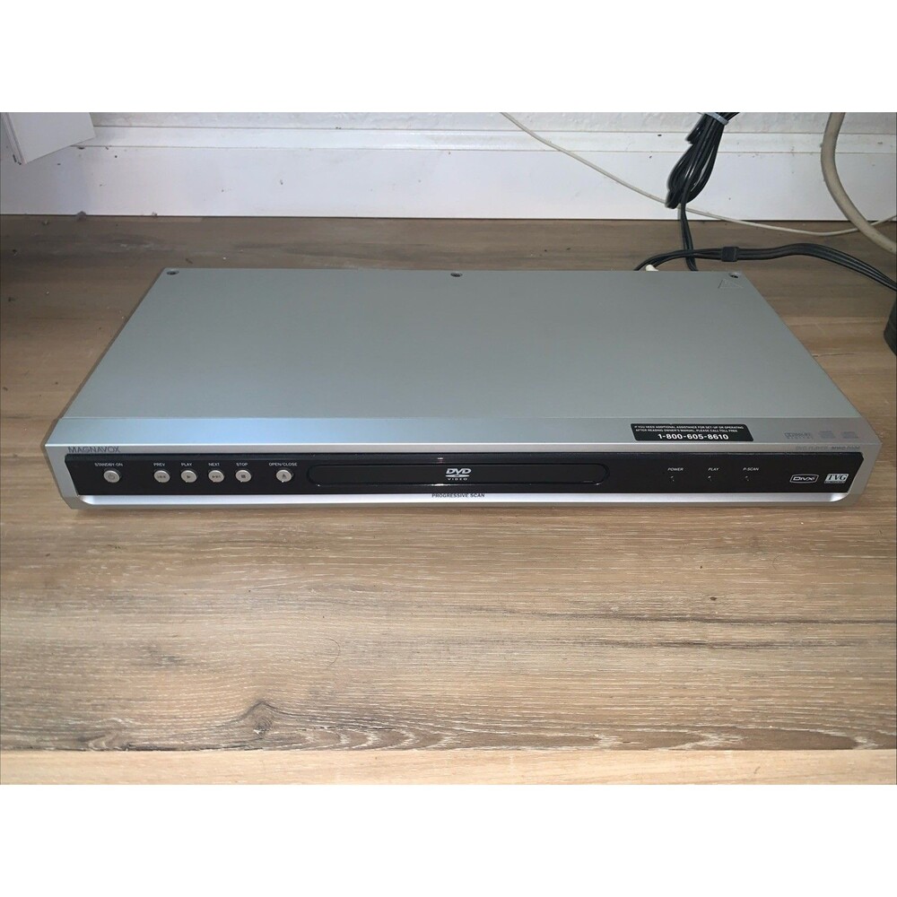 Magnavox MWD7006 DVD player DVDs, CDs, MP3s, & VCDs scan technology w Remote EUC